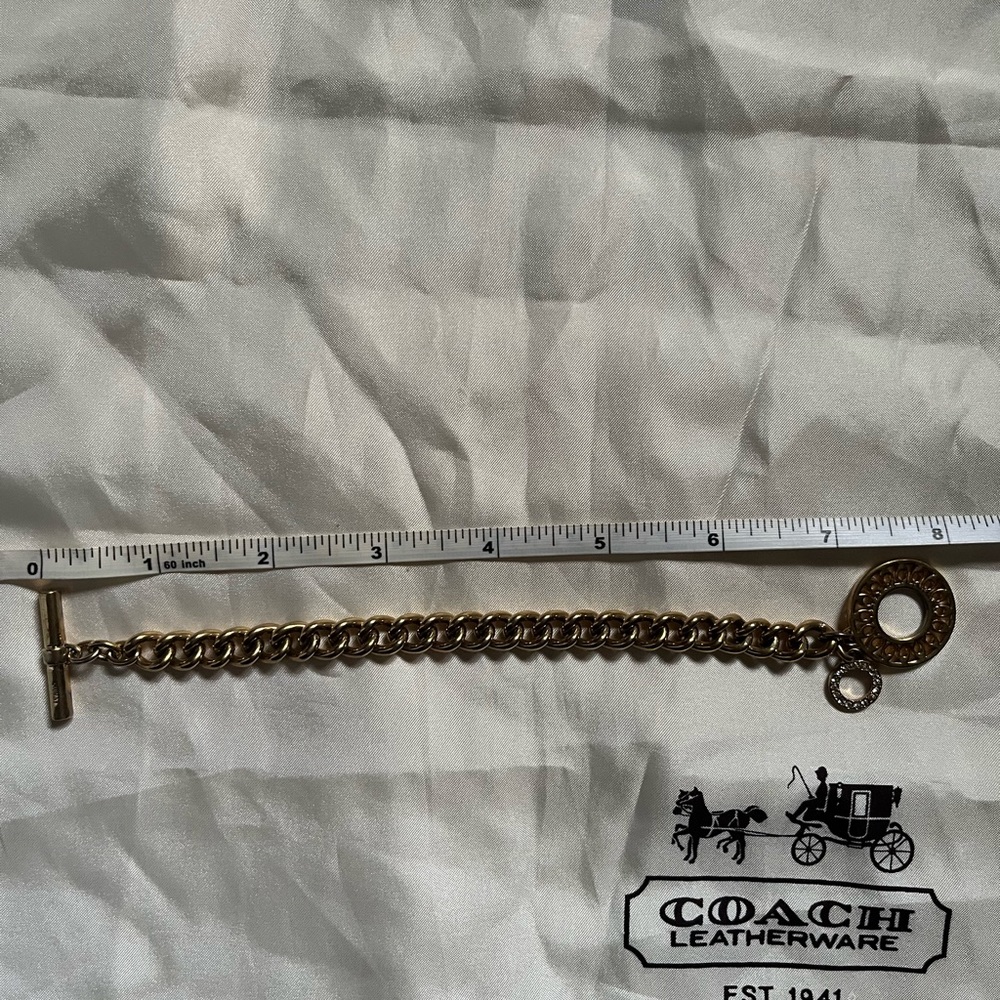 Toggle link bracelet - Picture 4 of 9